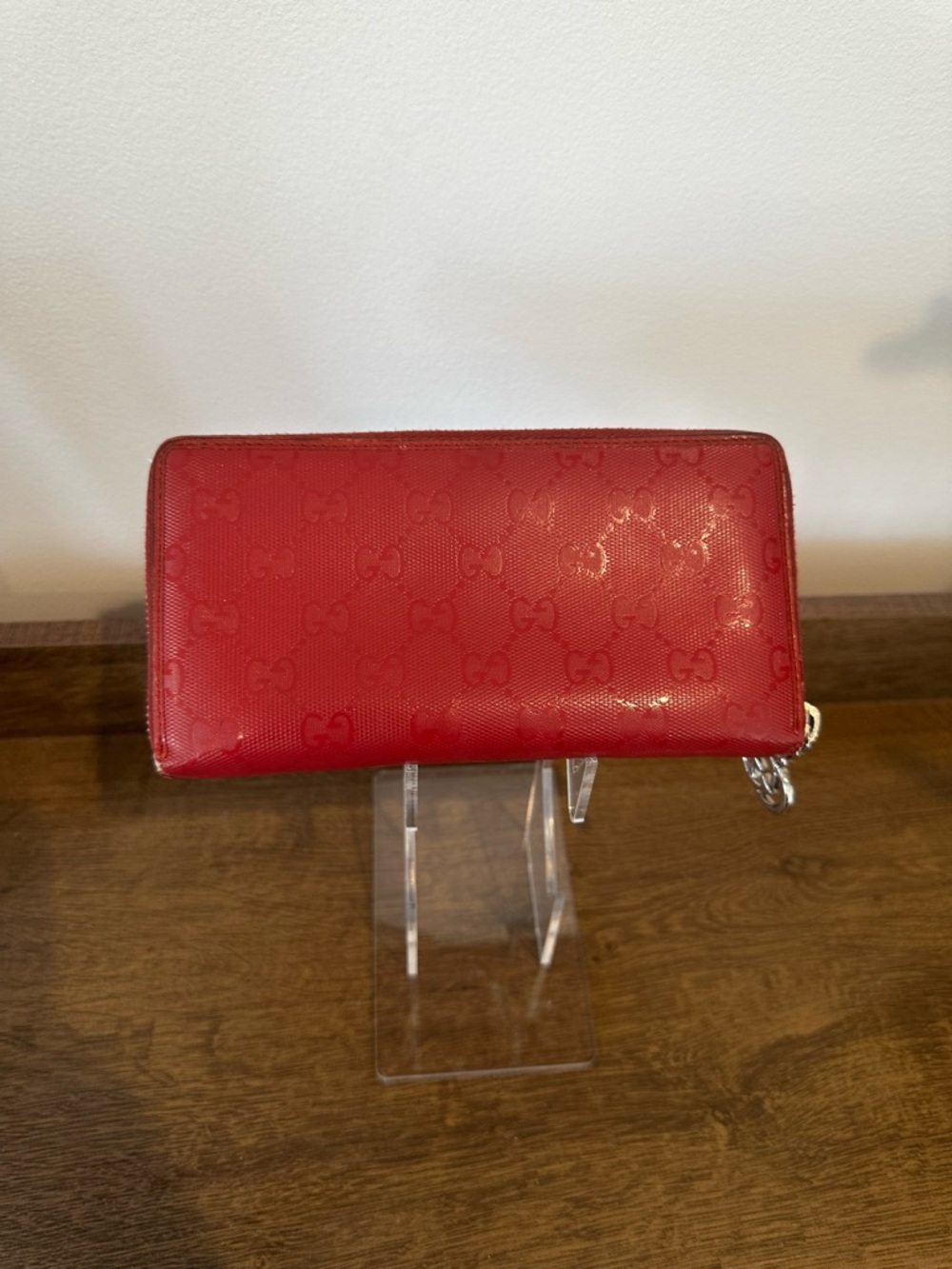 Gucci Red Patent Monogram Long Zip Wallet with Charm - Picture 2 of 8